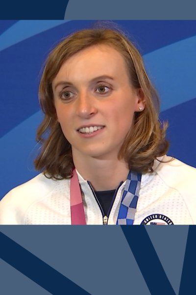 Splitscreen with Katie Ledecky and one of her Tweets