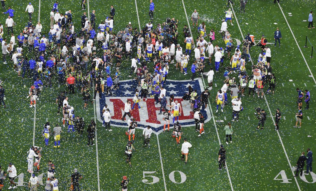 Confettis are falling on the field after the Rams victory