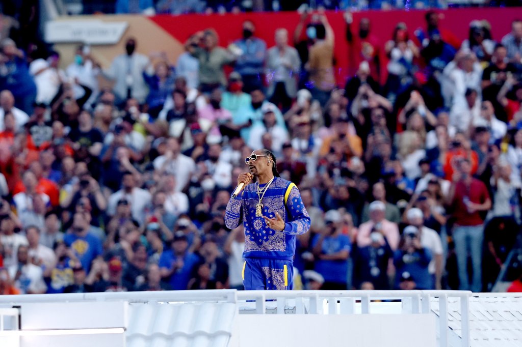Snoop Dogg performs during the Pepsi Super Bowl LVI Halftime Show