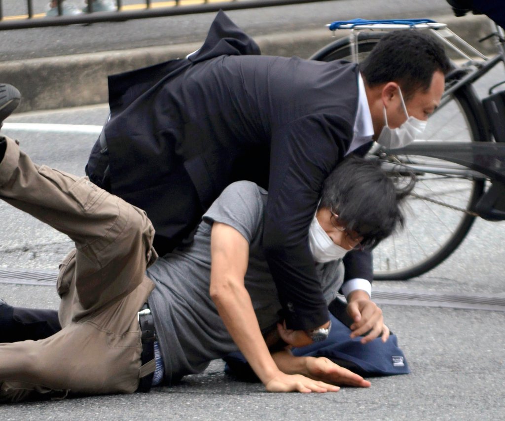 Tetsuya Yamagami is detained