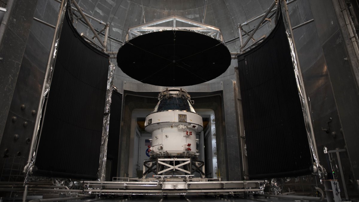 The Tech Powering NASA's Artemis I Moon Mission